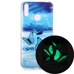 Flying Butterflies Noctilucent Soft TPU Back Cover for Huawei Y7(2019) / Y7 Prime(2019) / Y7 Pro(2019)