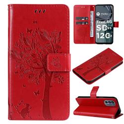 Embossing Butterfly Tree Leather Wallet Case for Motorola Moto G62 5G - Red