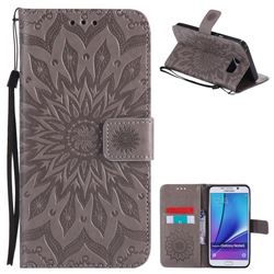 Embossing Sunflower Leather Wallet Case for Samsung Galaxy Note 5 - Gray