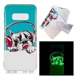 Headphone Puppy Noctilucent Soft TPU Back Cover for Samsung Galaxy S10e (5.8 inch)
