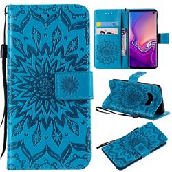 Embossing Sunflower Leather Wallet Case for Samsung Galaxy S10e(5.8 inch) - Blue