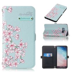 Cherry Blossoms Endeavour Florid Pearl Flower Pendant Metal Strap PU Leather Wallet Case for Samsung Galaxy S10e (5.8 inch)