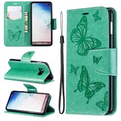 Embossing Double Butterfly Leather Wallet Case for Samsung Galaxy S10e (5.8 inch) - Green