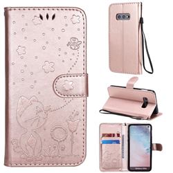 Embossing Bee and Cat Leather Wallet Case for Samsung Galaxy S10e (5.8 inch) - Rose Gold