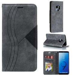 Retro S Streak Magnetic Leather Wallet Phone Case for Samsung Galaxy S9 - Gray