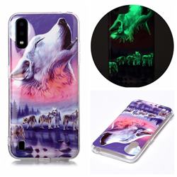 Wolf Howling Noctilucent Soft TPU Back Cover for Samsung Galaxy A01