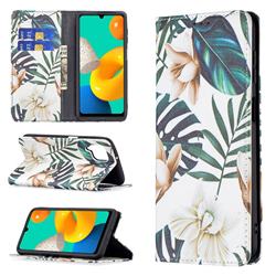 Flower Leaf Slim Magnetic Attraction Wallet Flip Cover for Samsung Galaxy M32