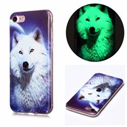 Galaxy Wolf Noctilucent Soft TPU Back Cover for iPhone 8 / 7 (4.7 inch)